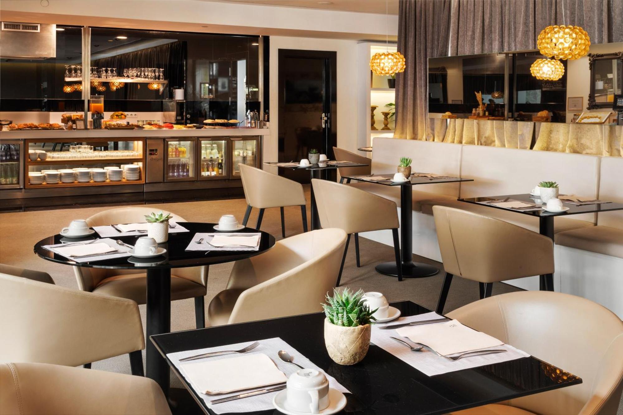 Melia Madrid Serrano Exterior photo